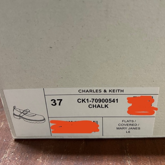 Charles & Keith Women’s White Mary Janes - Picture 7 of 7